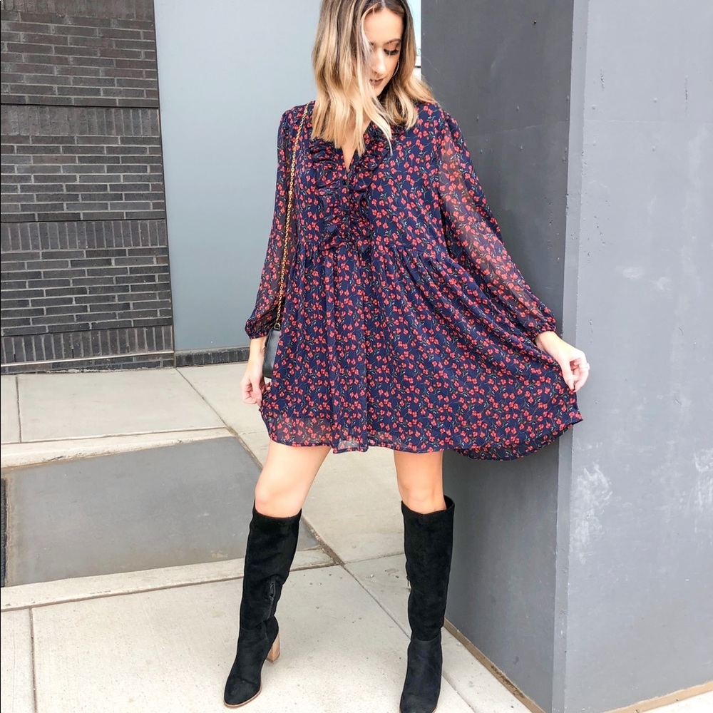 Floral shift dress size small!